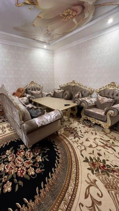 Luxurious Apartments At The Centre Of The City Samarkand Esterno foto
